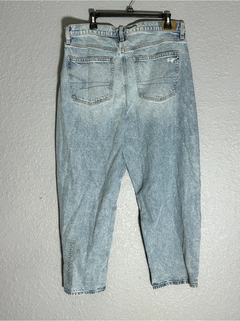 American Eagle Light Wash Straight-Leg Jeans Size 14 Regular NWT - Picture 3 of 5